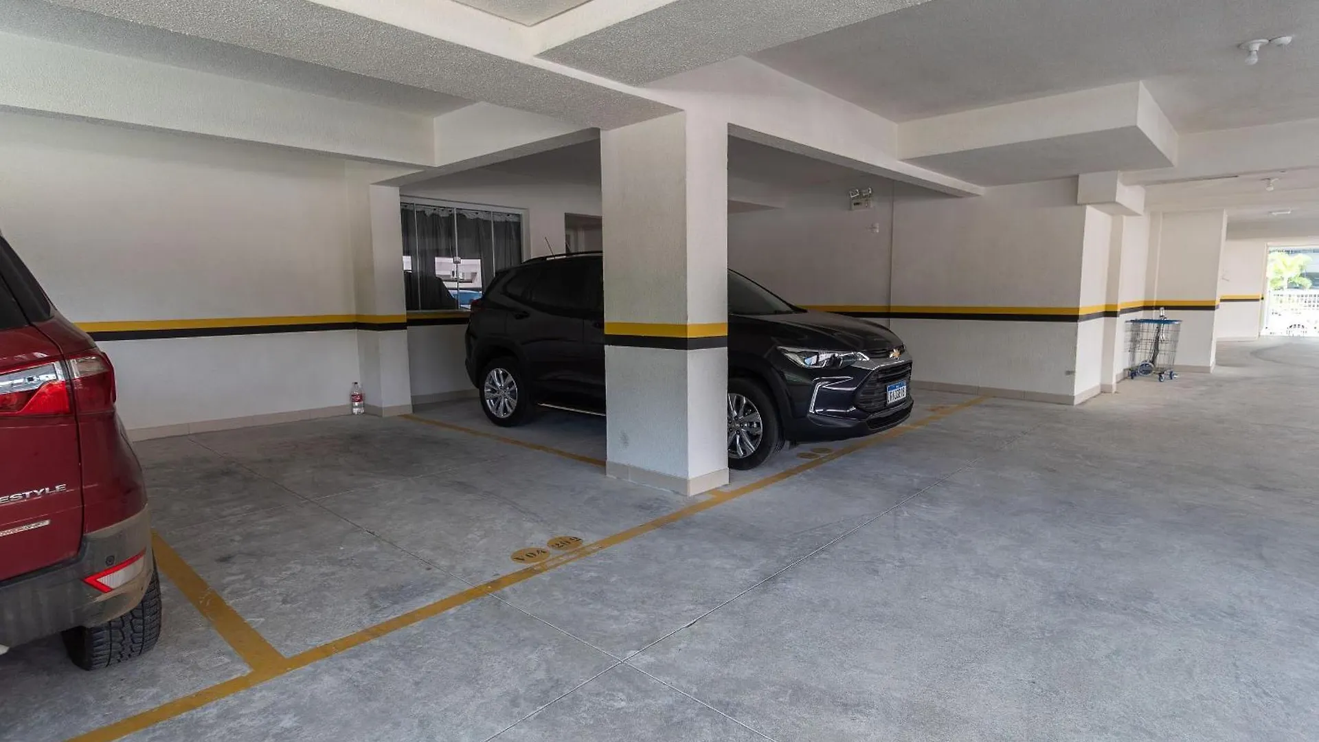 450 - Excelente 3 Quartos Em Bombas Bombinhas Daire